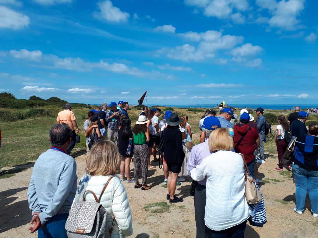 En séjour de récompense, 60 mexicains visitent les Plages du Débarquement